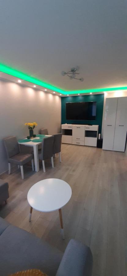 Apartament Przy Promenadzie Usteckiej Ustka Exterior foto